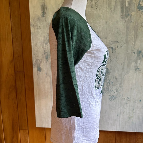 Campus LifeStyle Women’s Medium Michigan State Spartans Lightweight T-Shirt! - Picture 10 of 15